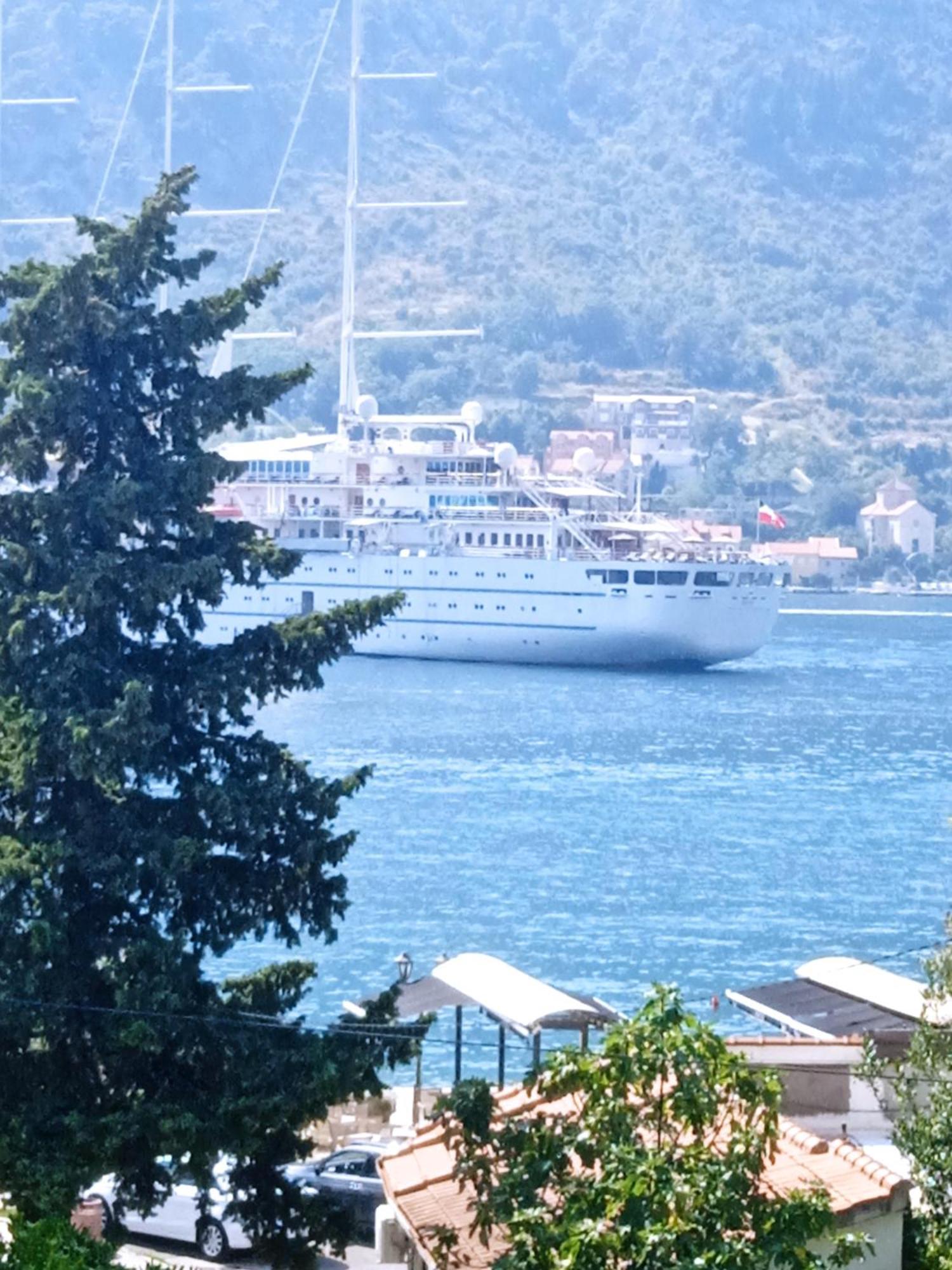 M&i Apartman Kotor